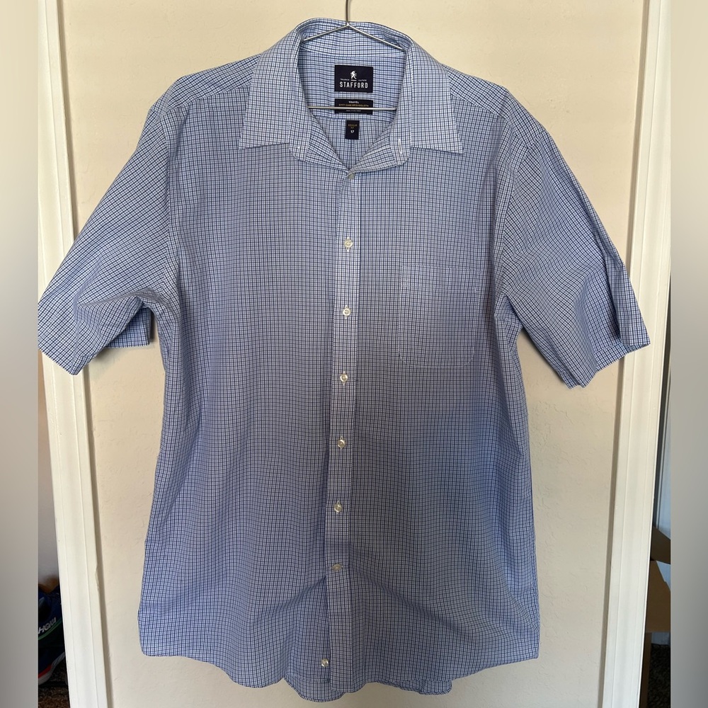 Stafford Blue Checkered Short Sleeve Button-Down Shirt – Size 17 Regular Fit